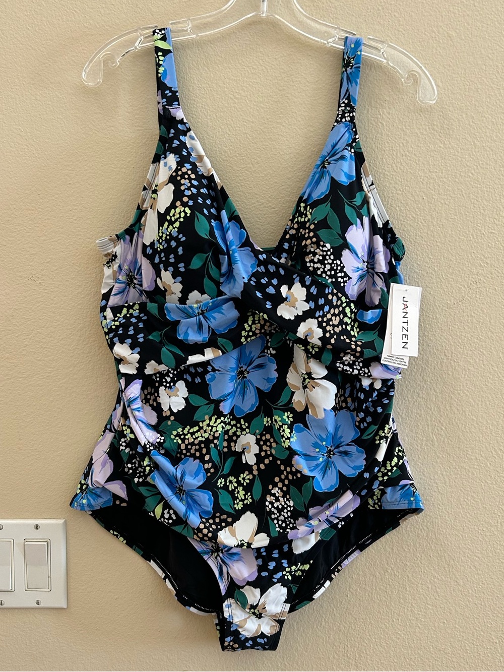 Jantzen NWT 18 W Wrap Floral Swimsuit Black Print Blue White Lavender
